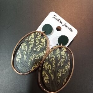 Tree Design Oval Earrings with Gold Accents